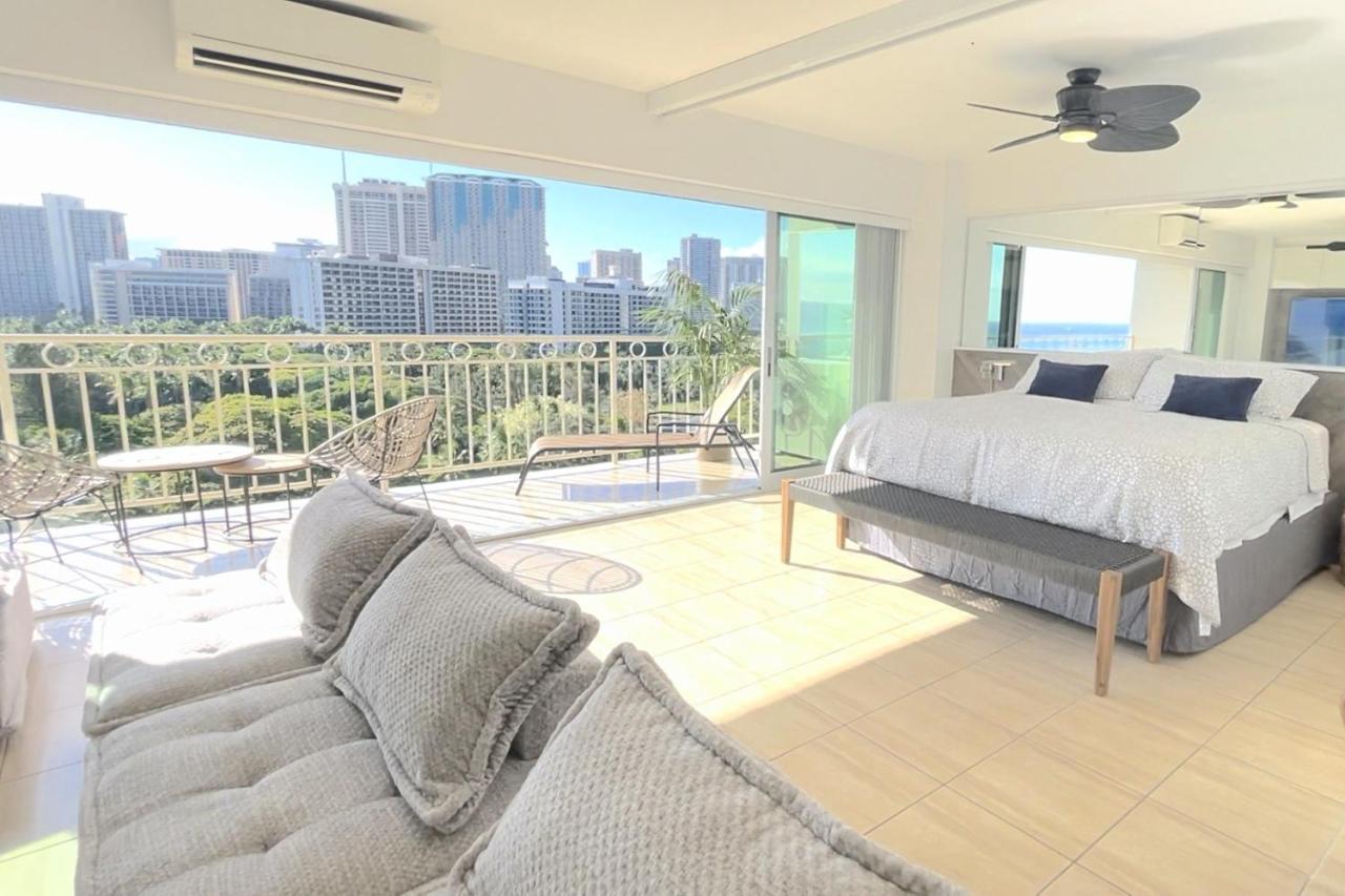 Waikiki Shore 1116 Beachfront Гонолулу Экстерьер фото